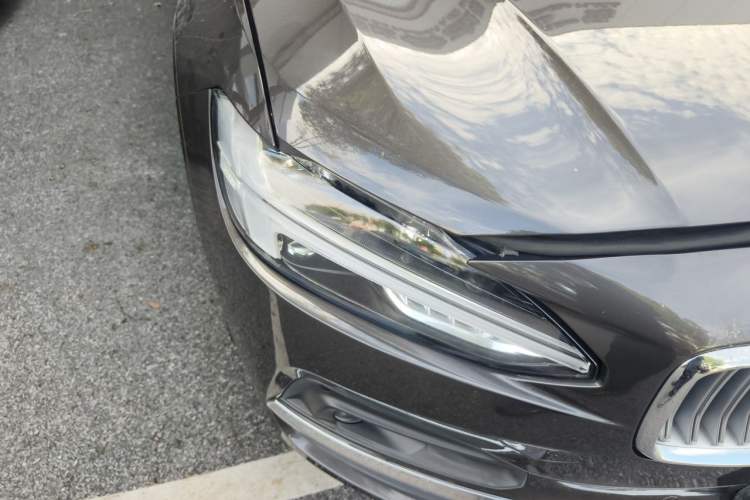 Used Volvo S90 2021 B5 Zhiyi Luxury Edition Right Front Headlight