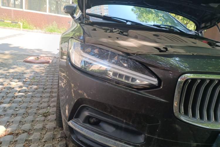 Used Volvo S90 2021 B5 Zhiyuan Luxury Edition Right Front Headlight