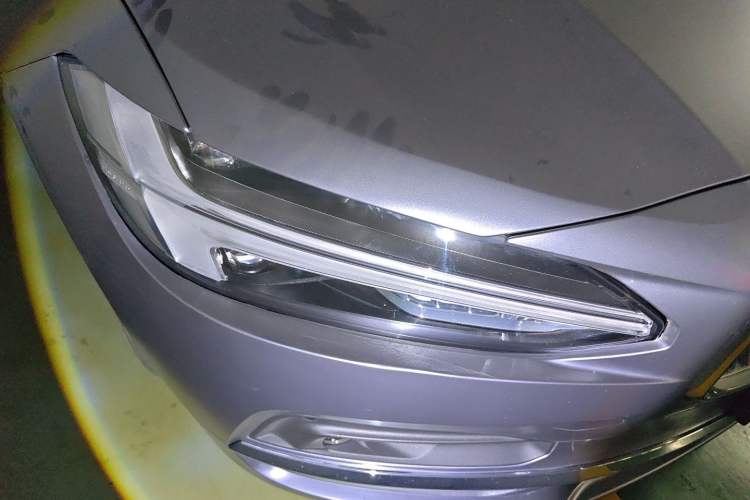 Used Volvo S90 2021 B5 Zhiyuan Luxury Edition Right Front Headlight