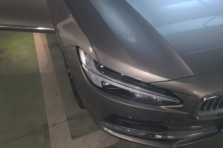 Used Volvo S90 2021 B5 Zhiyuan Luxury Edition Right Front Headlight