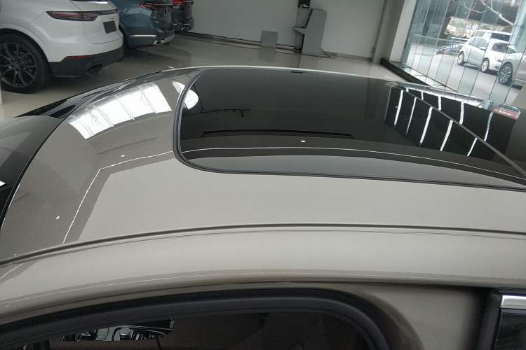 Used Volvo S90 2021 B5 Zhiyuan Luxury Edition Roof