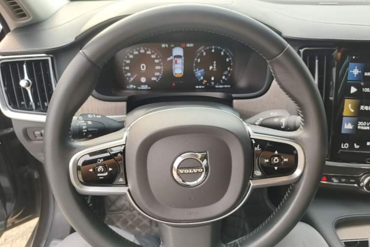 Used Volvo S90 2021 B5 Zhiyuan Luxury Edition Steering Wheel