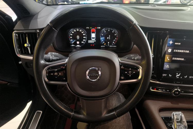 Used Volvo S90 2021 B5 Zhiyuan Luxury Edition Steering Wheel