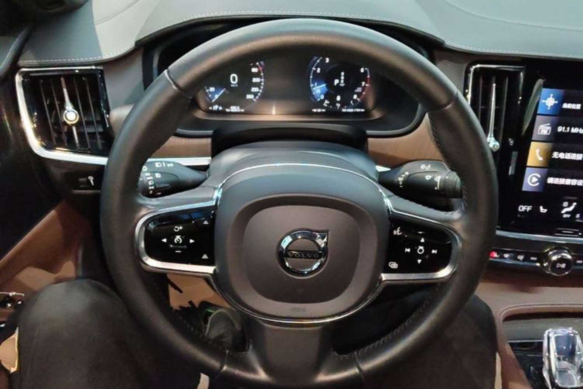 Used Volvo S90 2021 B5 Zhiyuan Luxury Edition Steering Wheel
