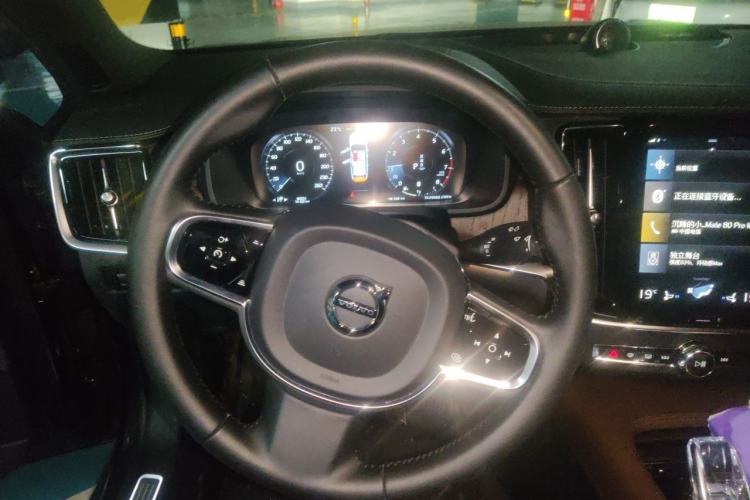 Used Volvo S90 2021 B5 Luxury Smart Edition Steering Wheel