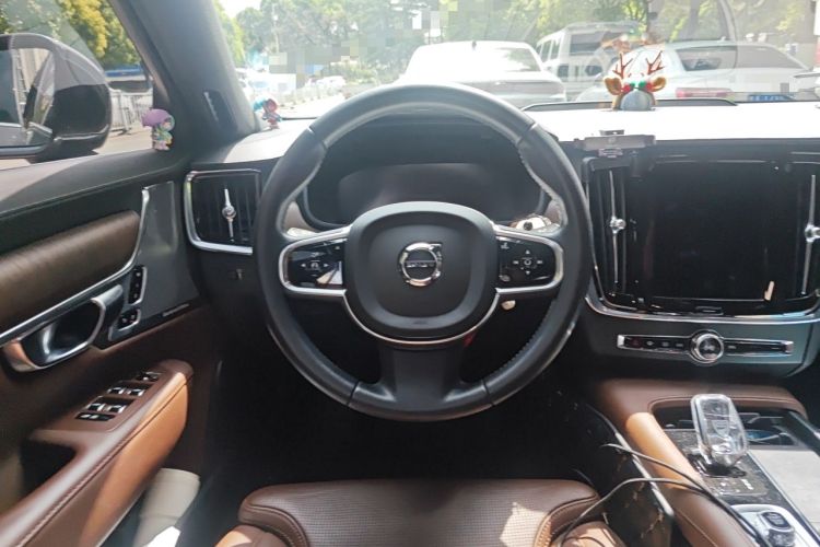 Used Volvo S90 2021 B5 Luxury Smart Edition Steering Wheel