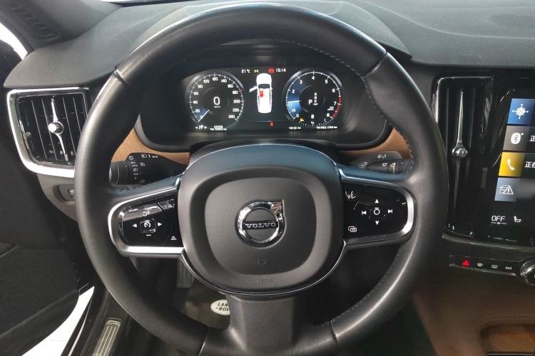 Used Volvo S90 2021 B5 Zhiyi Luxury Edition Steering Wheel