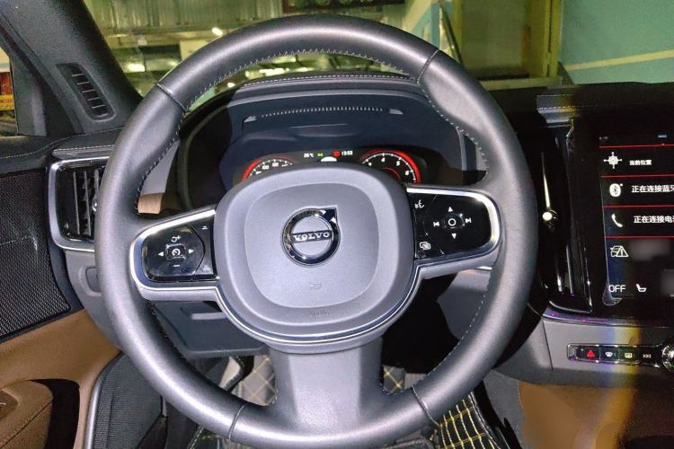 Used Volvo S90 2021 B5 Zhiyuan Luxury Edition Steering Wheel