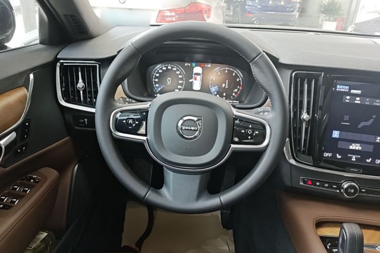 Used Volvo S90 2021 B5 Zhiyi Luxury Edition Steering Wheel