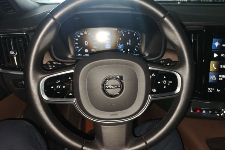 Used Volvo S90 2021 B5 Zhiyuan Luxury Edition Steering Wheel