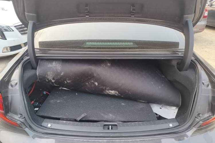 Used Volvo S90 2021 B5 Zhiyuan Luxury Edition Trunk