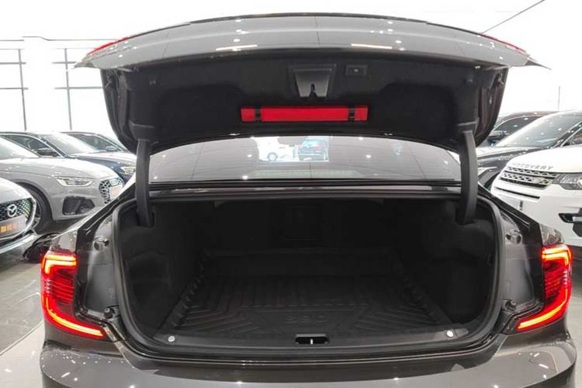 Used Volvo S90 2021 B5 Zhiyi Luxury Edition Trunk