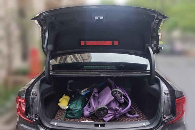 Used Volvo S90 2021 B5 Zhiyuan Luxury Edition Trunk