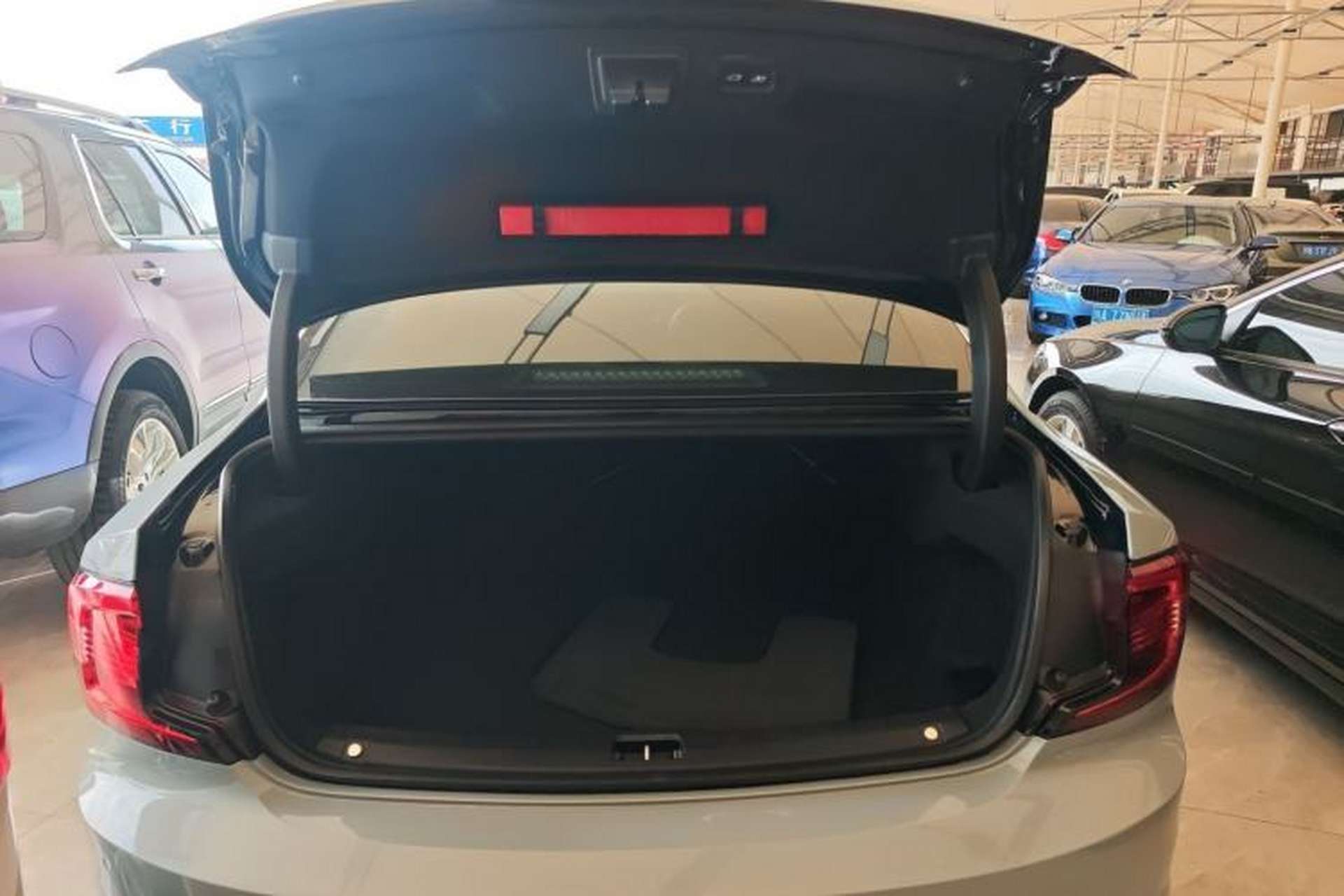 Used Volvo S90 2021 B5 Zhiyi Luxury Edition Trunk