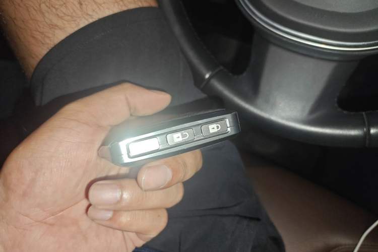 Used Volvo S90 2021 B5 Zhiyuan Luxury Edition Vehicle Key