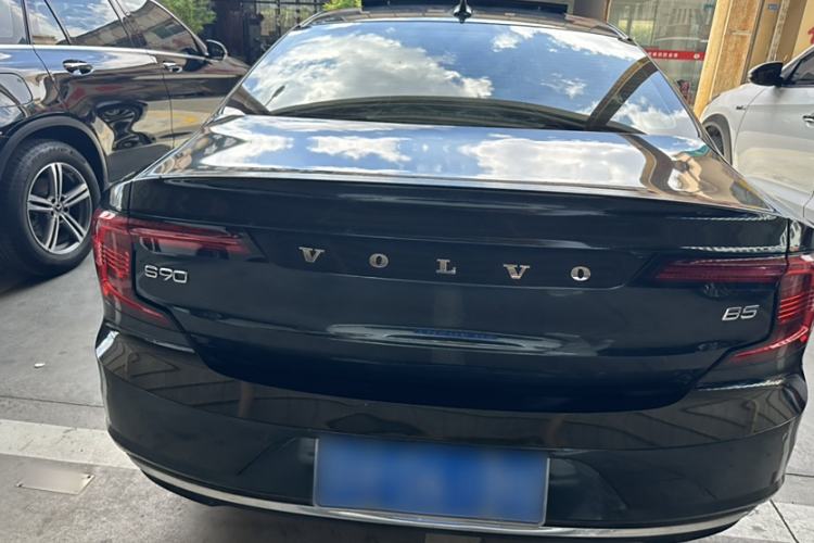 Used Volvo S90 2021 B5 Zhiyuan Luxury Edition Exterior 3