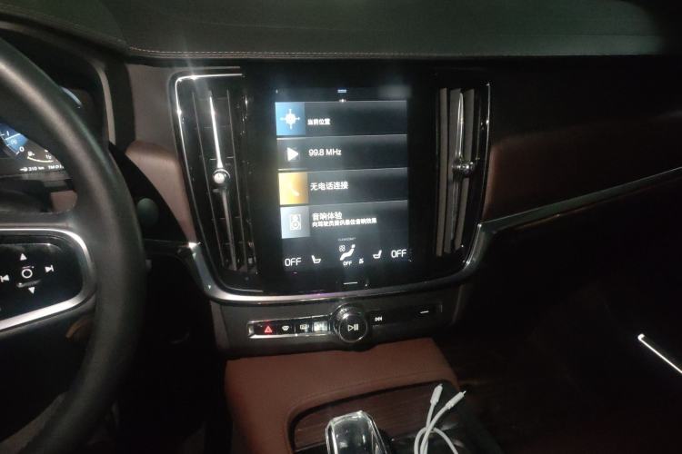 Used Volvo S90 2021 B5 Zhiyuan Luxury Edition Audio And AC Panel