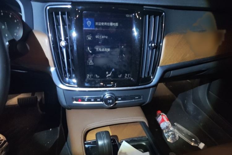 Used Volvo S90 2021 B5 Zhiyi Luxury Edition Audio And AC Panel