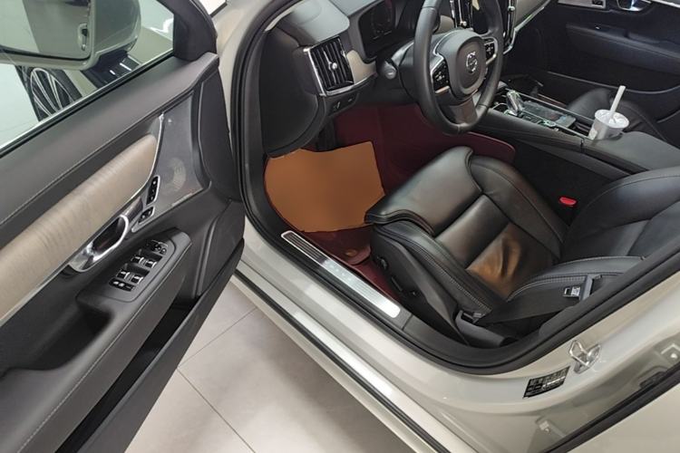 Used Volvo S90 2021 B5 Luxury Smart Edition Driver Seat