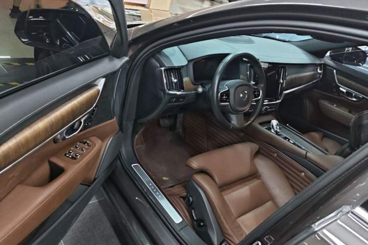 Used Volvo S90 2021 B5 Zhiyuan Luxury Edition Driver Seat