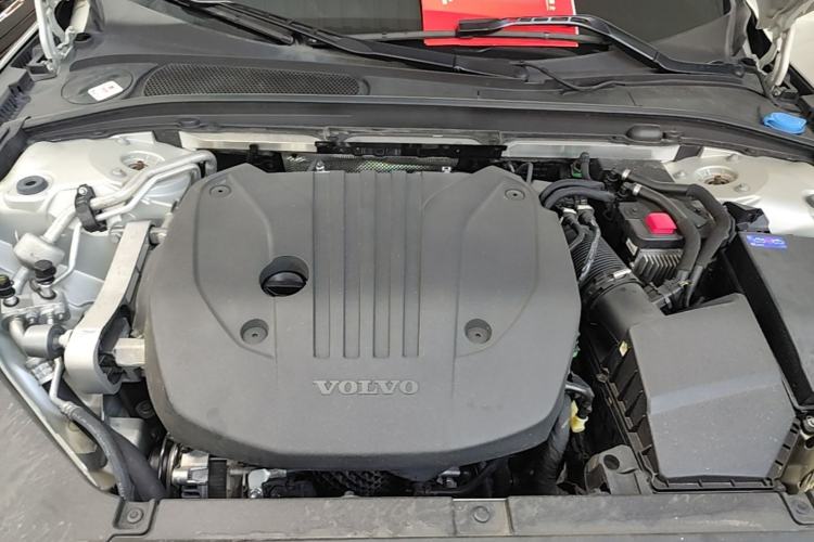 Used Volvo S90 2021 B5 Luxury Smart Edition Engine Bay