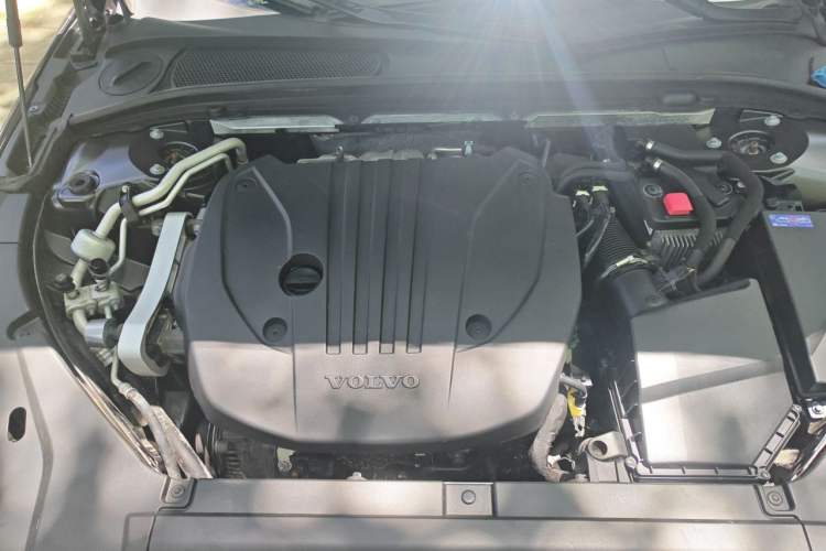 Used Volvo S90 2021 B5 Zhiyuan Luxury Edition Engine Bay