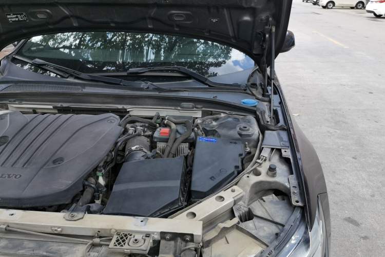 Used Volvo S90 2021 B5 Zhiyuan Luxury Edition Engine Bay Left