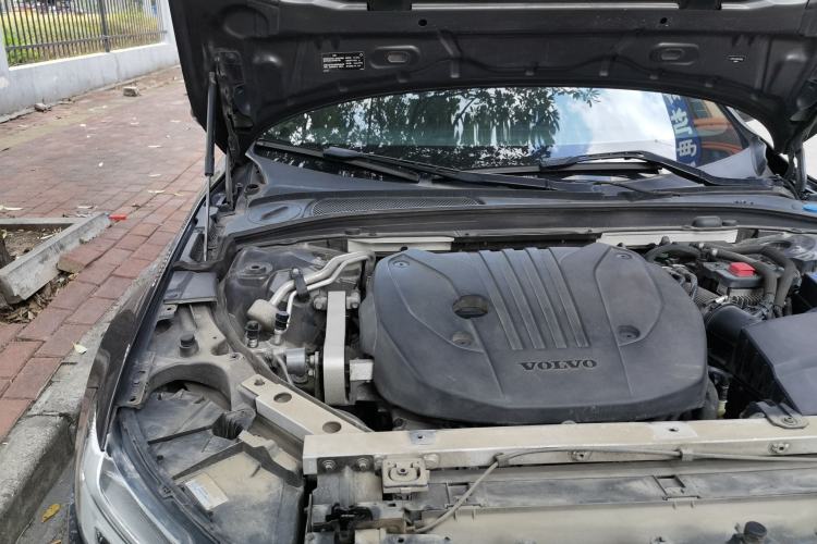Used Volvo S90 2021 B5 Zhiyuan Luxury Edition Engine Bay Right