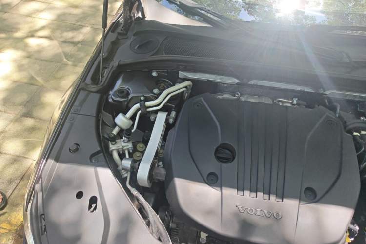 Used Volvo S90 2021 B5 Zhiyuan Luxury Edition Engine Bay Right