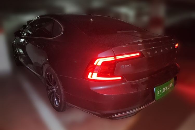 Used Volvo S90 2021 B5 Zhiyi Luxury Edition Exterior 3