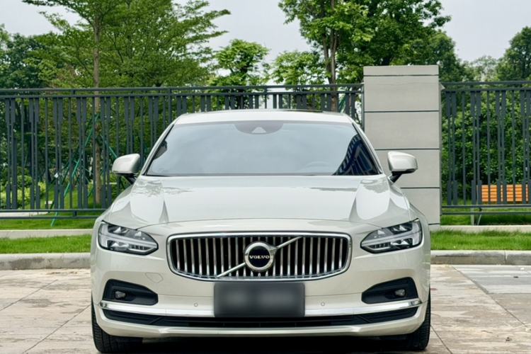 Used Volvo S90 2021 B5 Zhiyuan Luxury Edition Exterior 4