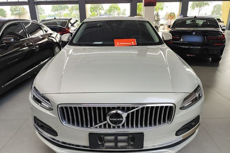 Used Volvo S90 2021 B5 Luxury Smart Edition Front