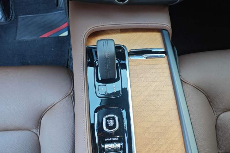 Used Volvo S90 2021 B5 Zhiyi Luxury Edition Gear Lever