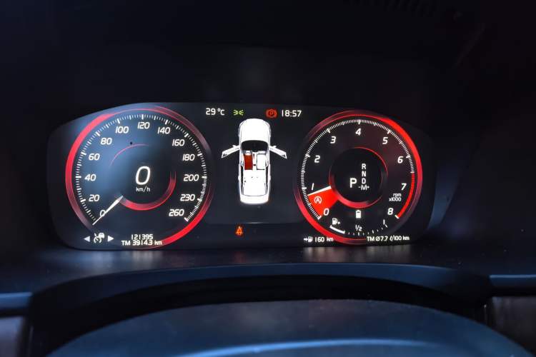 Used Volvo S90 2021 B5 Zhiyi Luxury Edition Instrument Cluster