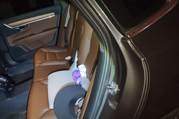 Used Volvo S90 2021 B5 Zhiyi Luxury Edition Interior 4