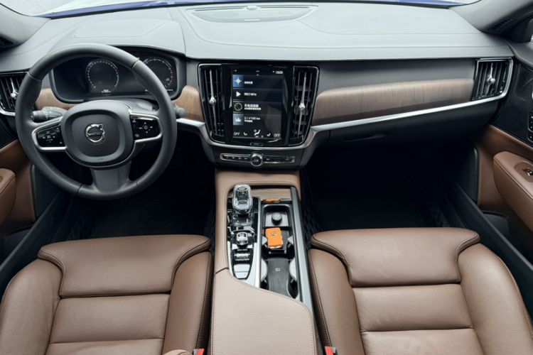 Used Volvo S90 2021 B5 Zhiyuan Luxury Edition Interior 6