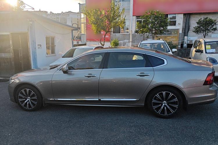 Used Volvo S90 2021 B5 Zhiyi Luxury Edition Left Side