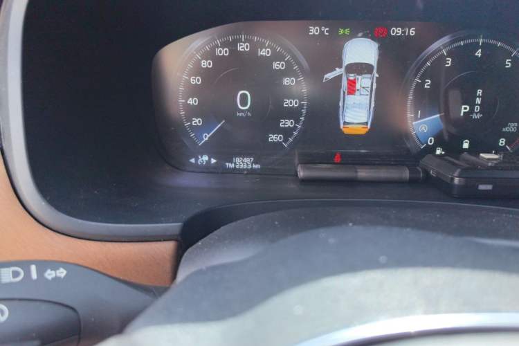 Used Volvo S90 2021 B5 Zhiyi Luxury Edition Odometer Close Up