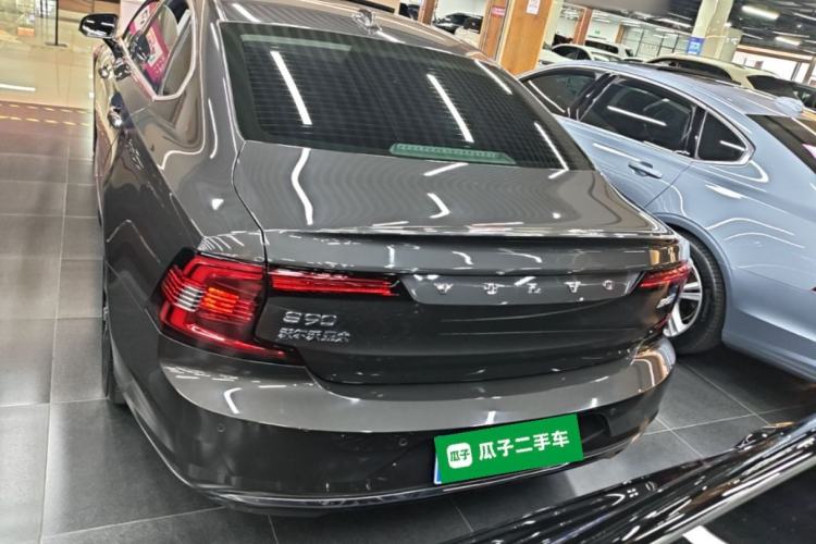 Used Volvo S90 2021 B5 Zhiyuan Luxury Edition Rear