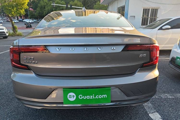 Used Volvo S90 2021 B5 Zhiyi Luxury Edition Rear