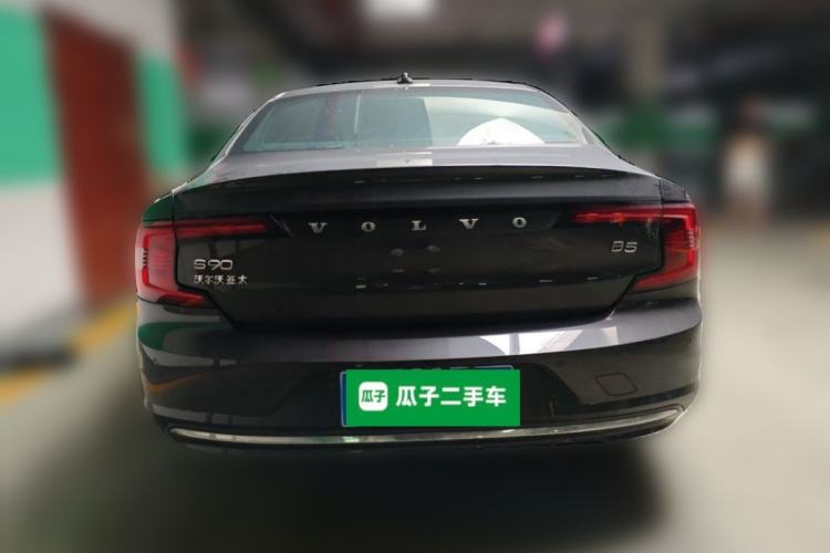 Used Volvo S90 2021 B5 Zhiyuan Luxury Edition Rear