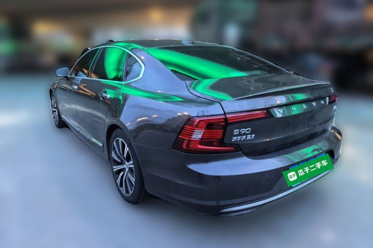 Used Volvo S90 2021 B5 Zhiyi Luxury Edition Rear Left 45 Deg