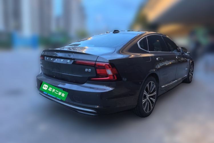 Used Volvo S90 2021 B5 Zhiyi Luxury Edition Rear Right 45 Deg
