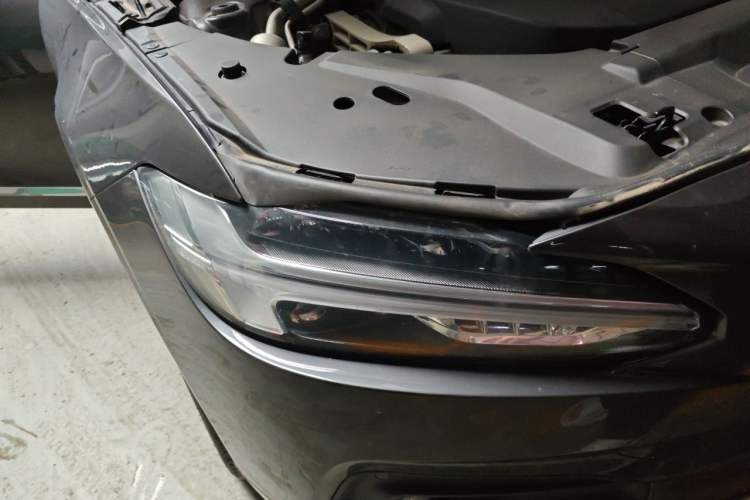 Used Volvo S90 2021 B5 Zhiyuan Luxury Edition Right Front Headlight