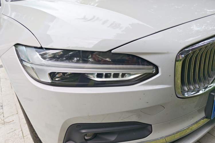 Used Volvo S90 2021 B5 Zhiyuan Luxury Edition Right Front Headlight