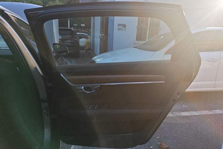 Used Volvo S90 2021 B5 Zhiyi Luxury Edition Right Rear Door Interior
