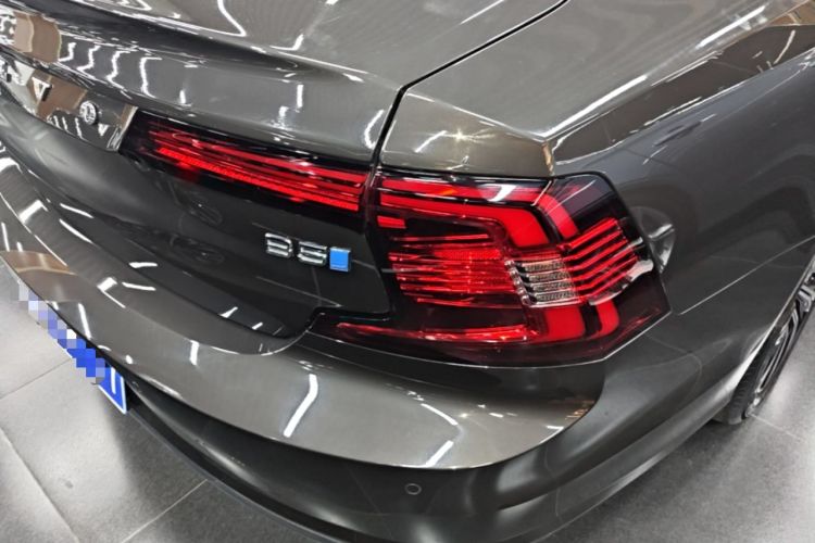 Used Volvo S90 2021 B5 Zhiyuan Luxury Edition Right Rear Taillight