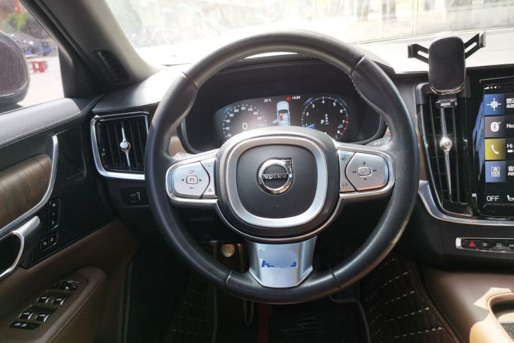 Used Volvo S90 2021 B5 Zhiyuan Luxury Edition Steering Wheel