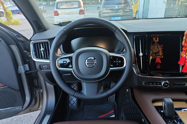 Used Volvo S90 2021 B5 Zhiyi Luxury Edition Steering Wheel