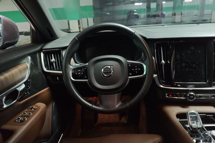 Used Volvo S90 2021 B5 Zhiyuan Luxury Edition Steering Wheel